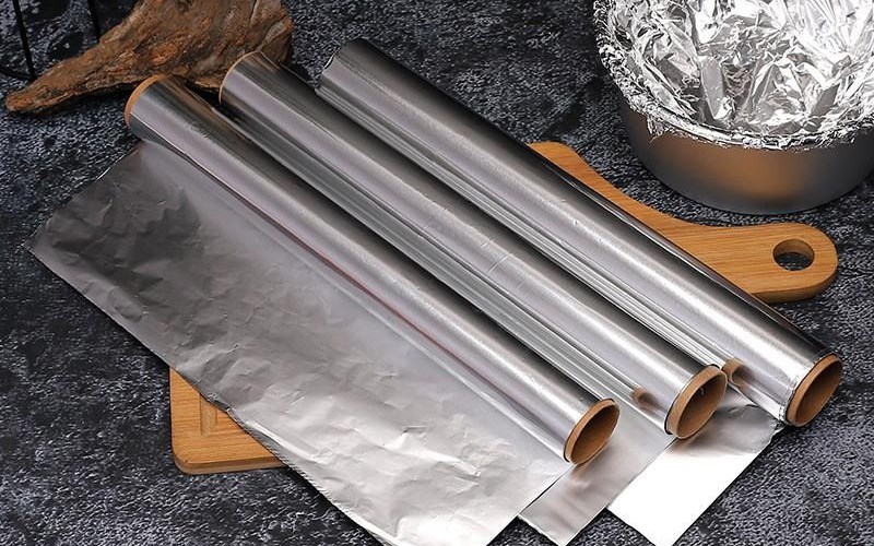 Giấy bạc đựng thực phẩm có độc không?